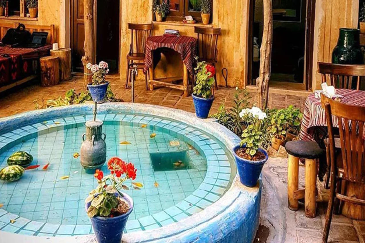 Parhami Traditional House — ภาพห้องพักและบรรยากาศ