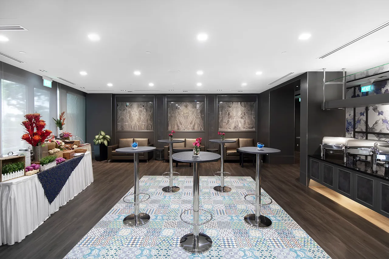 Park Avenue Rochester — rooms and atmosphere