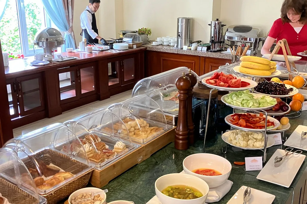 Park Hotel Bishkek — rooms and atmosphere