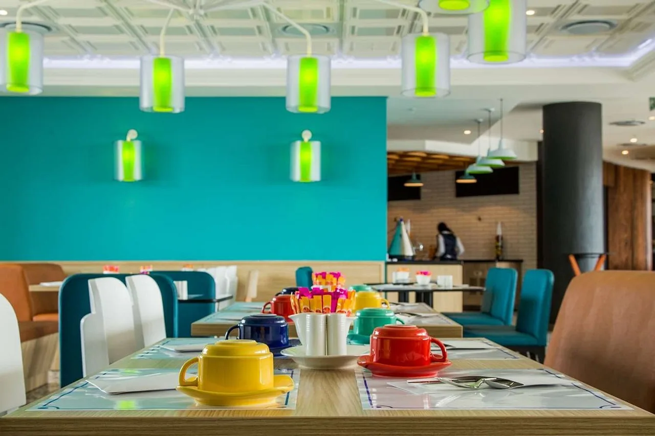 Park Inn by Radisson Libreville — rooms and atmosphere