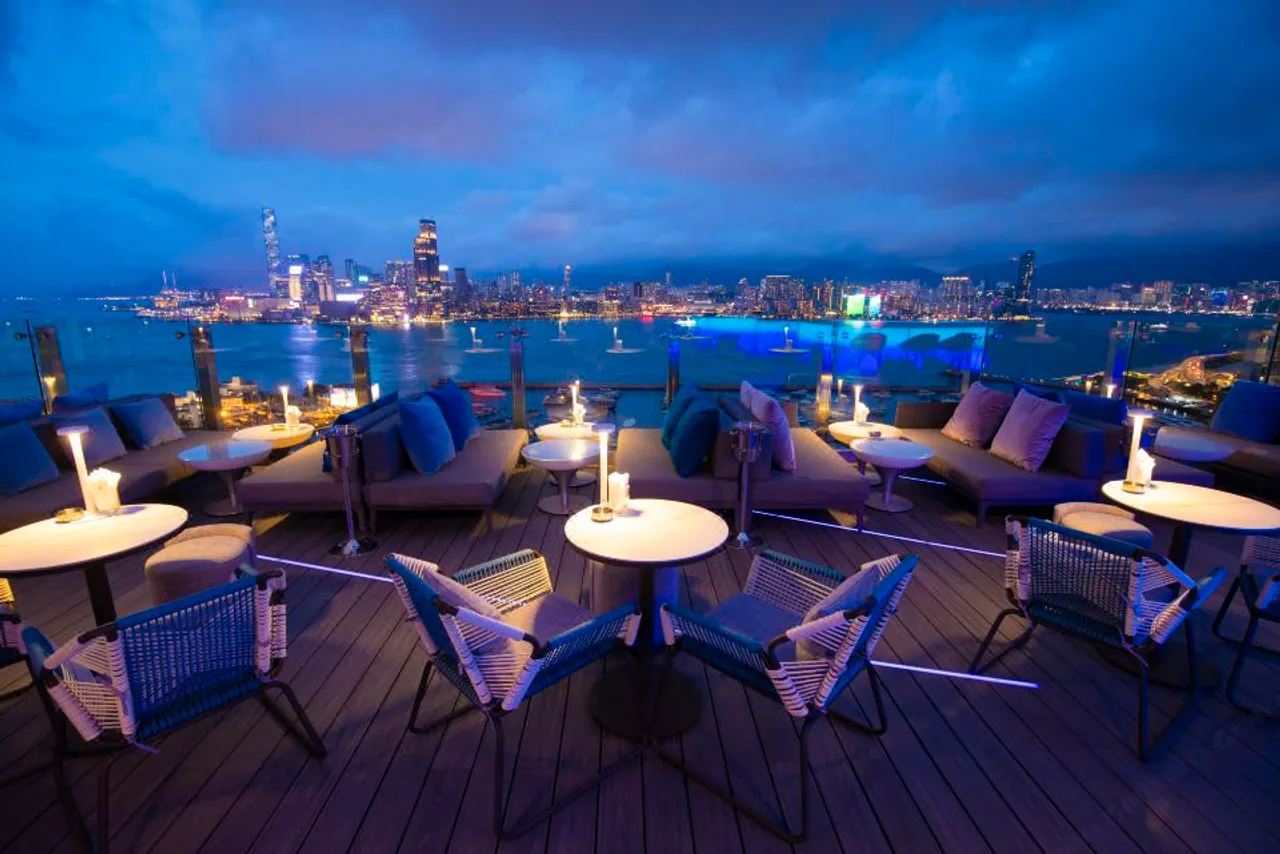 The Park Lane Hong Kong, Autograph Collection — rooms and atmosphere
