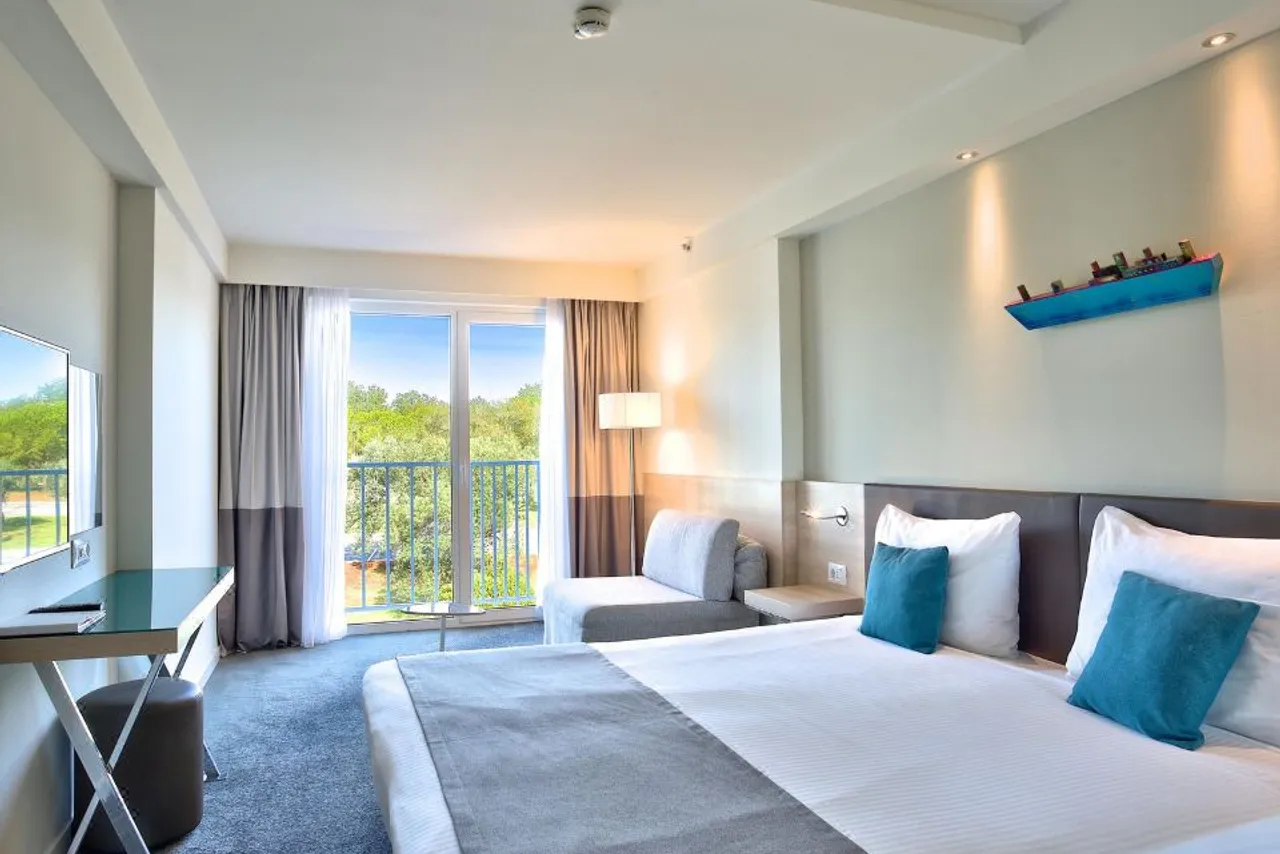 Park Plaza Belvedere Medulin — rooms and atmosphere