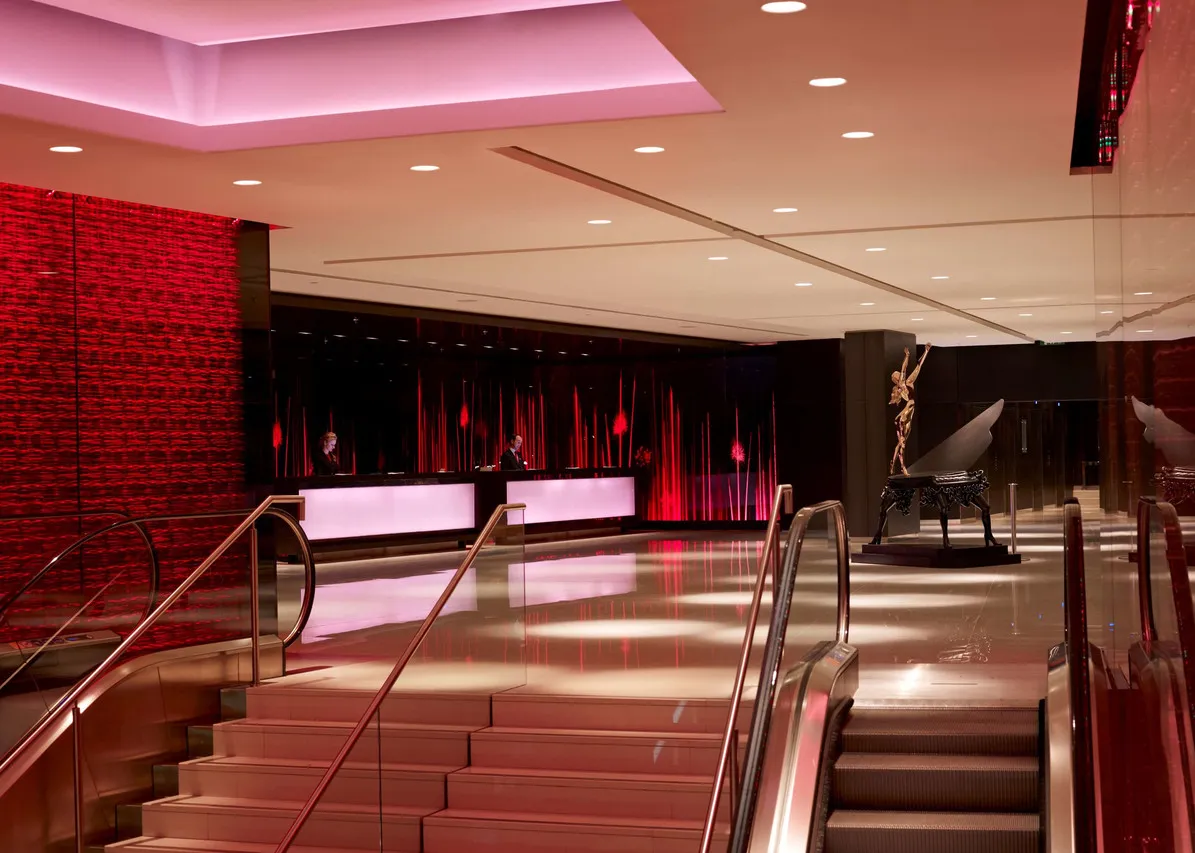 Park Plaza Westminster Bridge London — rooms and atmosphere