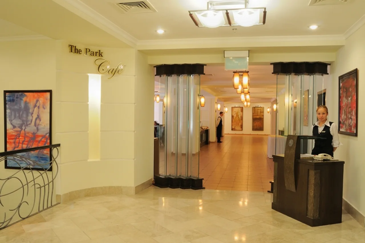 The Park Turon Hotel — rooms and atmosphere