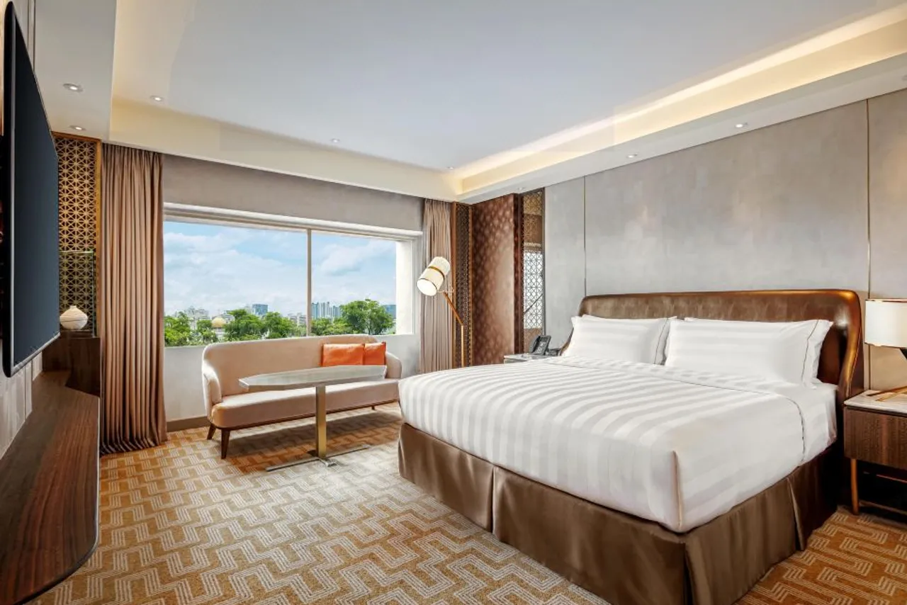 PARKROYAL on Beach Road, Singapore — rooms and atmosphere