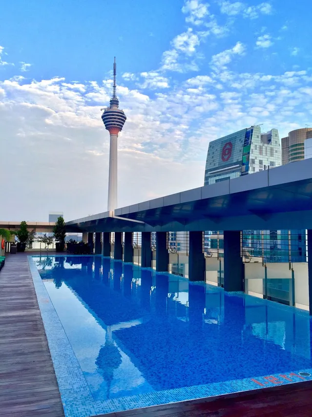 PARKROYAL Serviced Suites Kuala Lumpur — rooms and atmosphere