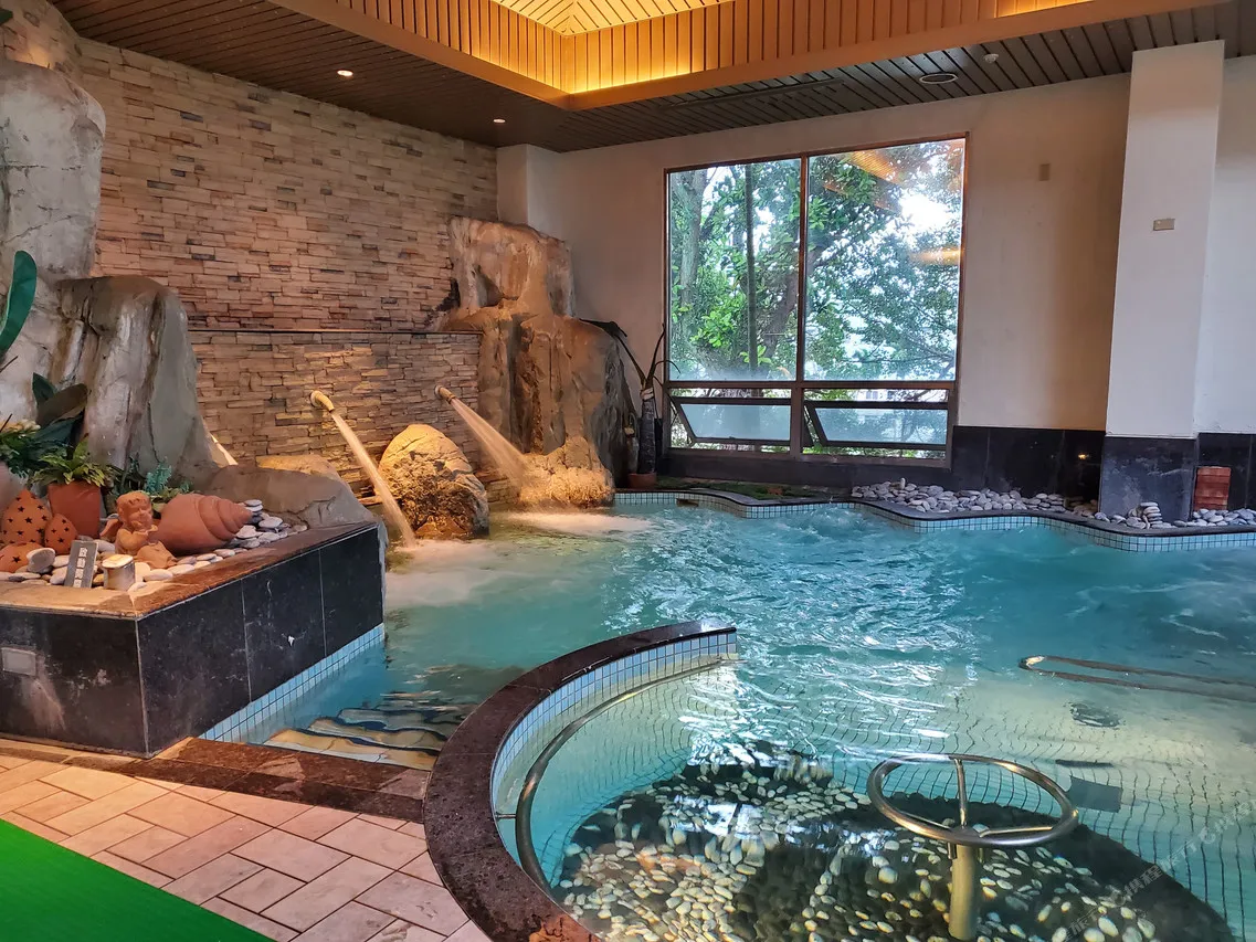 Parkview Hotel Hualien — rooms and atmosphere