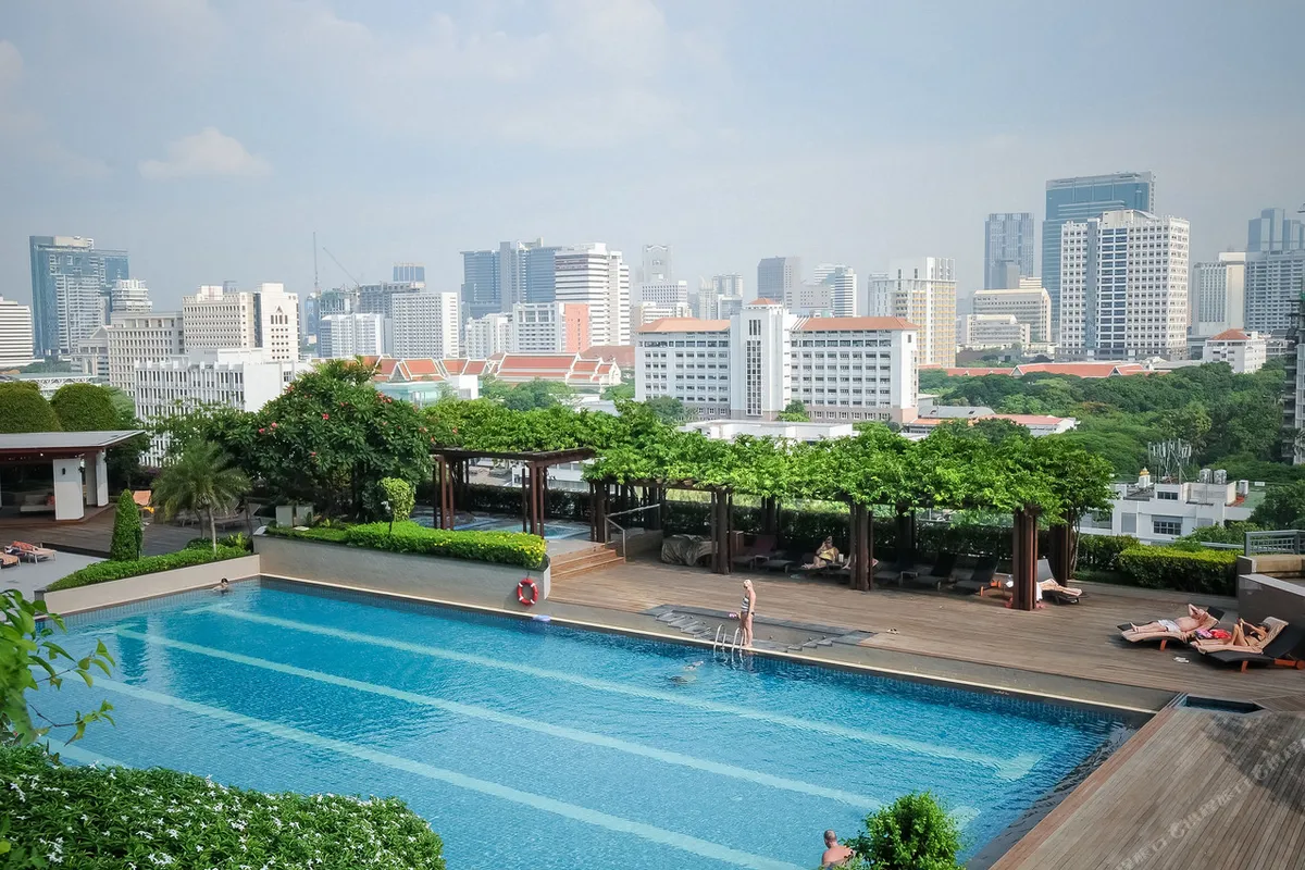 Pathumwan Princess Hotel — rooms and atmosphere