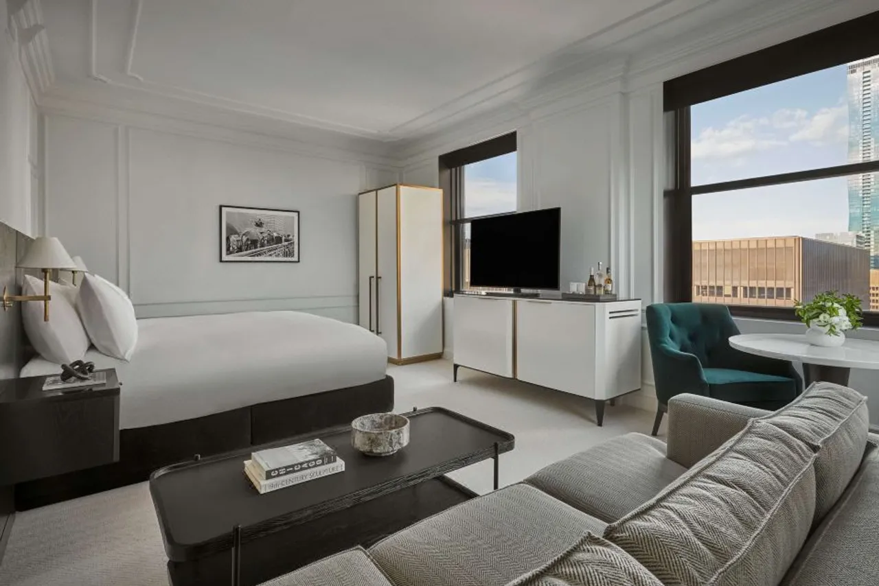 Pendry Chicago — rooms and atmosphere