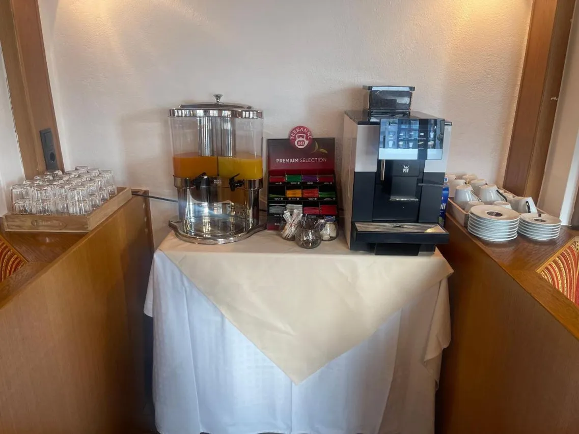 Pension Jahn — rooms and atmosphere