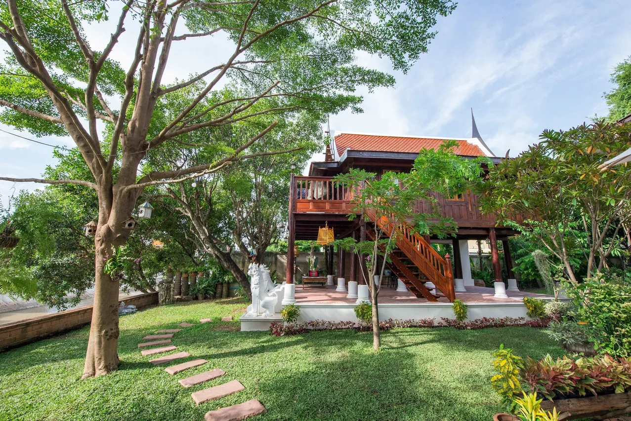 Phuttal Residence — rooms and atmosphere