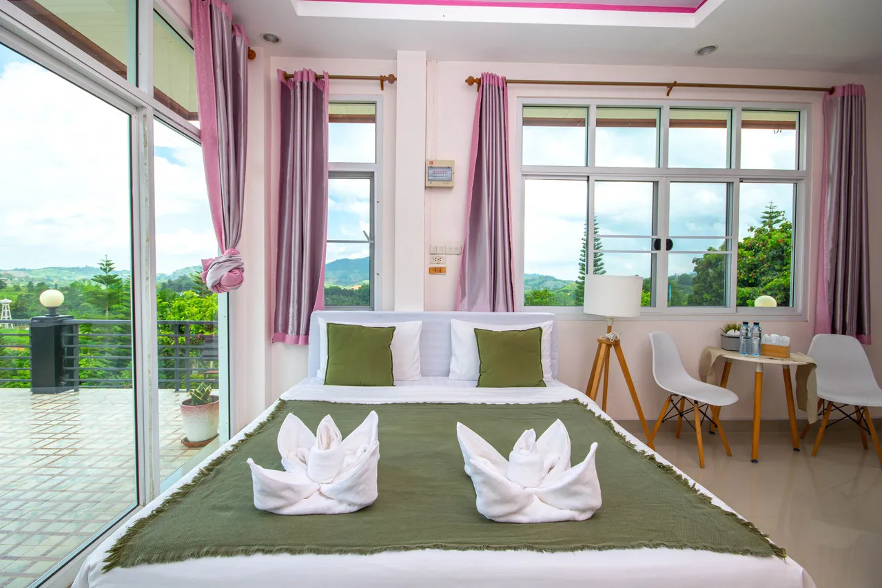 Phuyafahsai The Resort Khao Kho — rooms and atmosphere