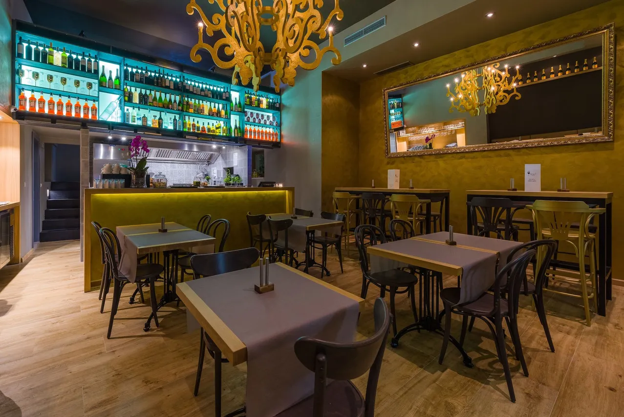 Piazza Heritage Hotel — ภาพห้องพักและบรรยากาศ
