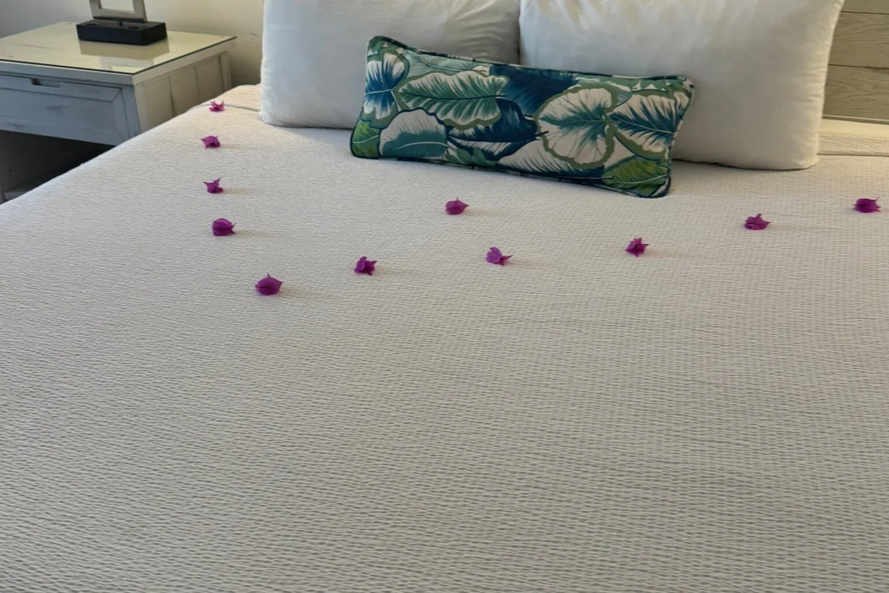 Pineapple Beach Club Antigua — rooms and atmosphere