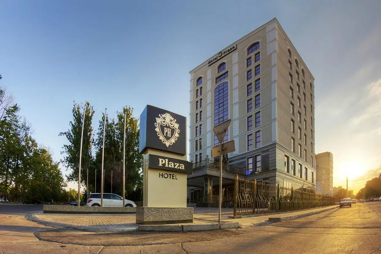 Plaza Hotel Bishkek — rooms and atmosphere