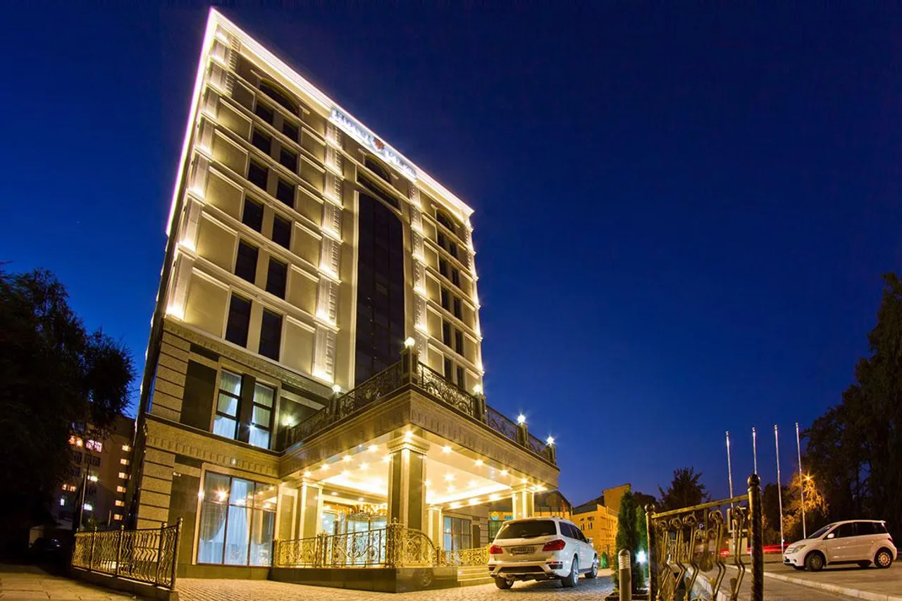 Plaza Hotel Bishkek — rooms and atmosphere