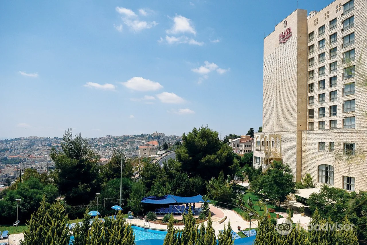 Plaza Nazareth Illit Hotel — ภาพห้องพักและบรรยากาศ