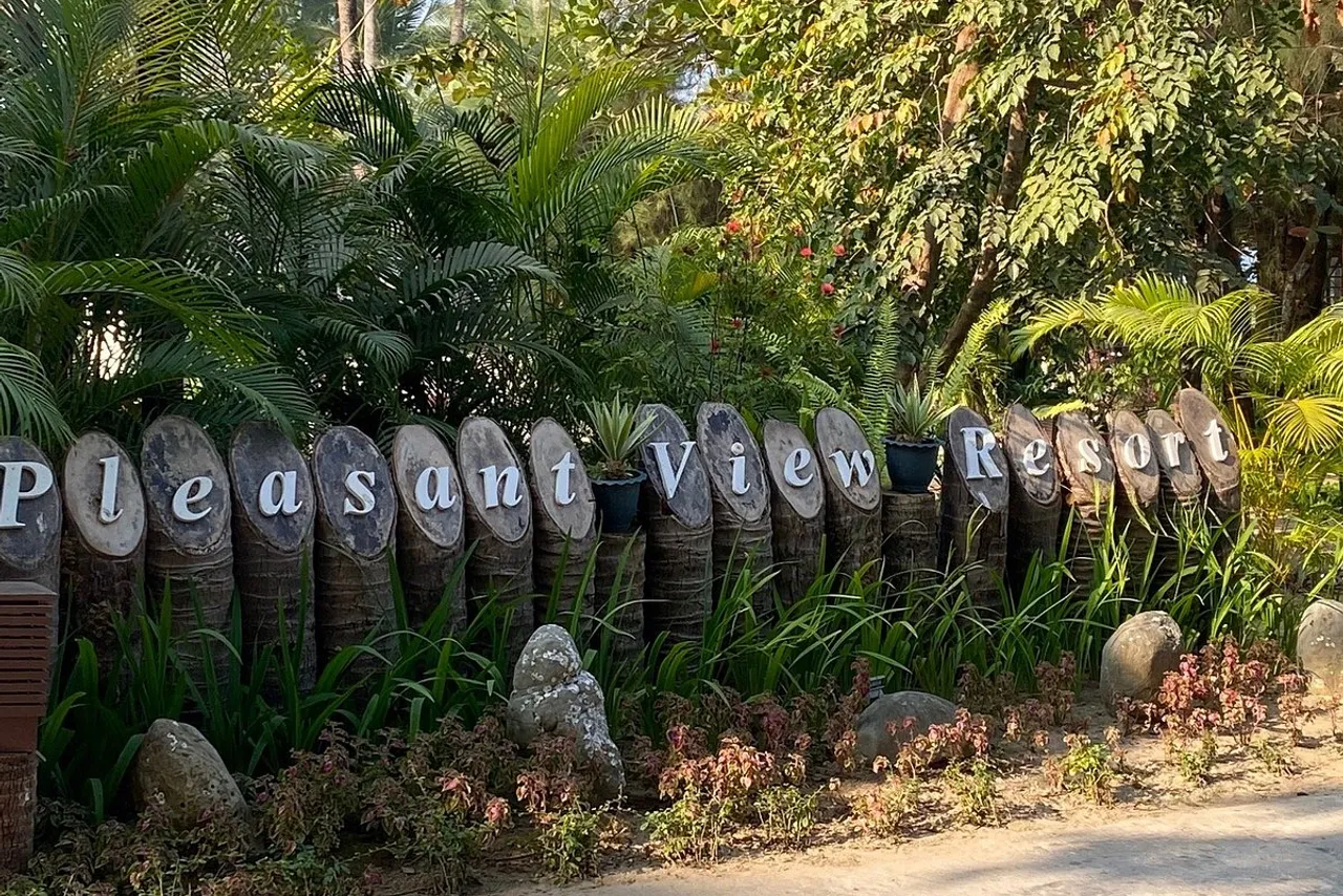 Pleasant View Resort — rooms and atmosphere