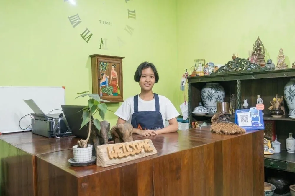 Plus Hostel Ayutthaya — ภาพห้องพักและบรรยากาศ
