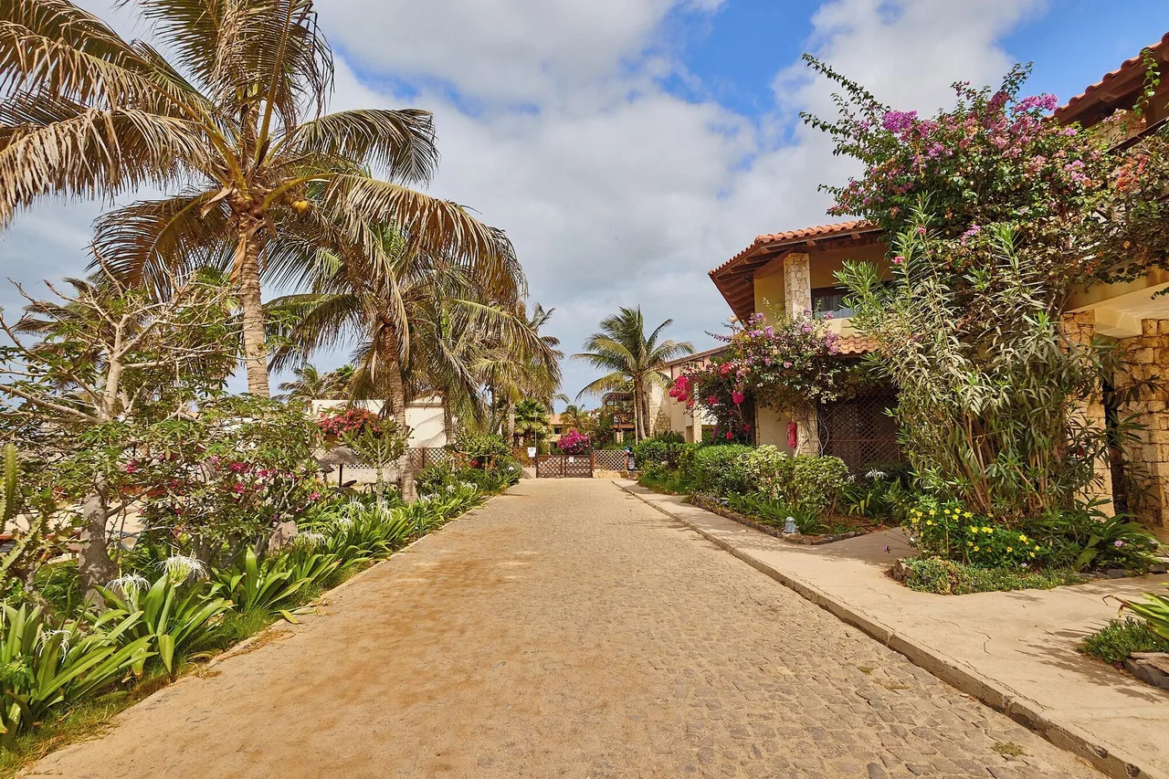 Porto Antigo Residence — ซัล