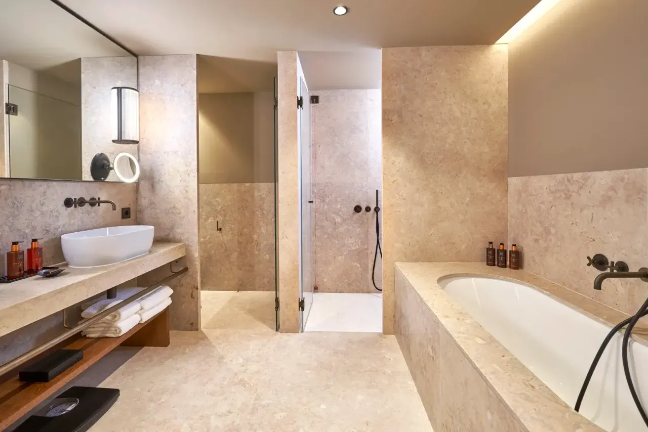 PortoBay Flores — ภาพห้องพักและบรรยากาศ