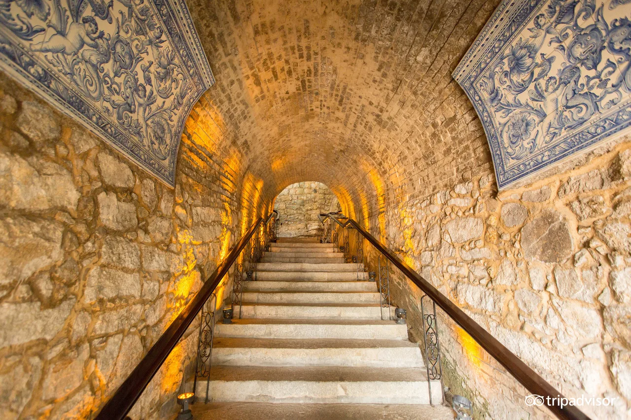 Pousada de São Tiago — rooms and atmosphere