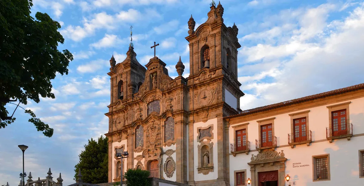 Pousada Mosteiro de Guimarães — ภาพห้องพักและบรรยากาศ