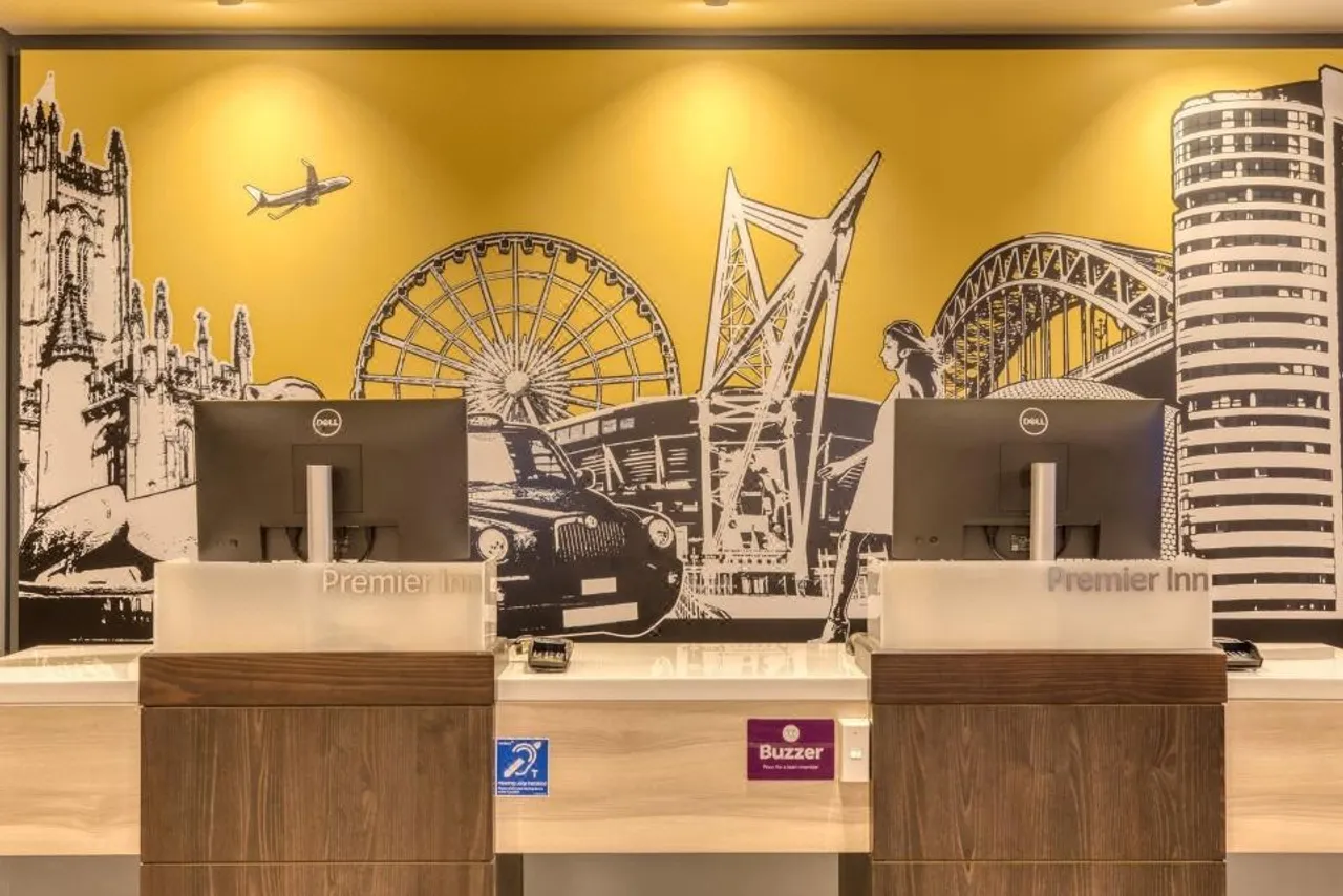 Premier Inn Cambridge City Centre (Corn Exchange/Lion Yard) — rooms and atmosphere