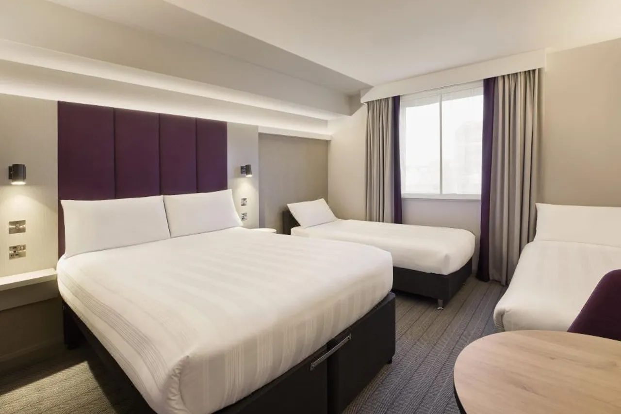Premier Inn Cambridge City Centre (Corn Exchange/Lion Yard) — rooms and atmosphere
