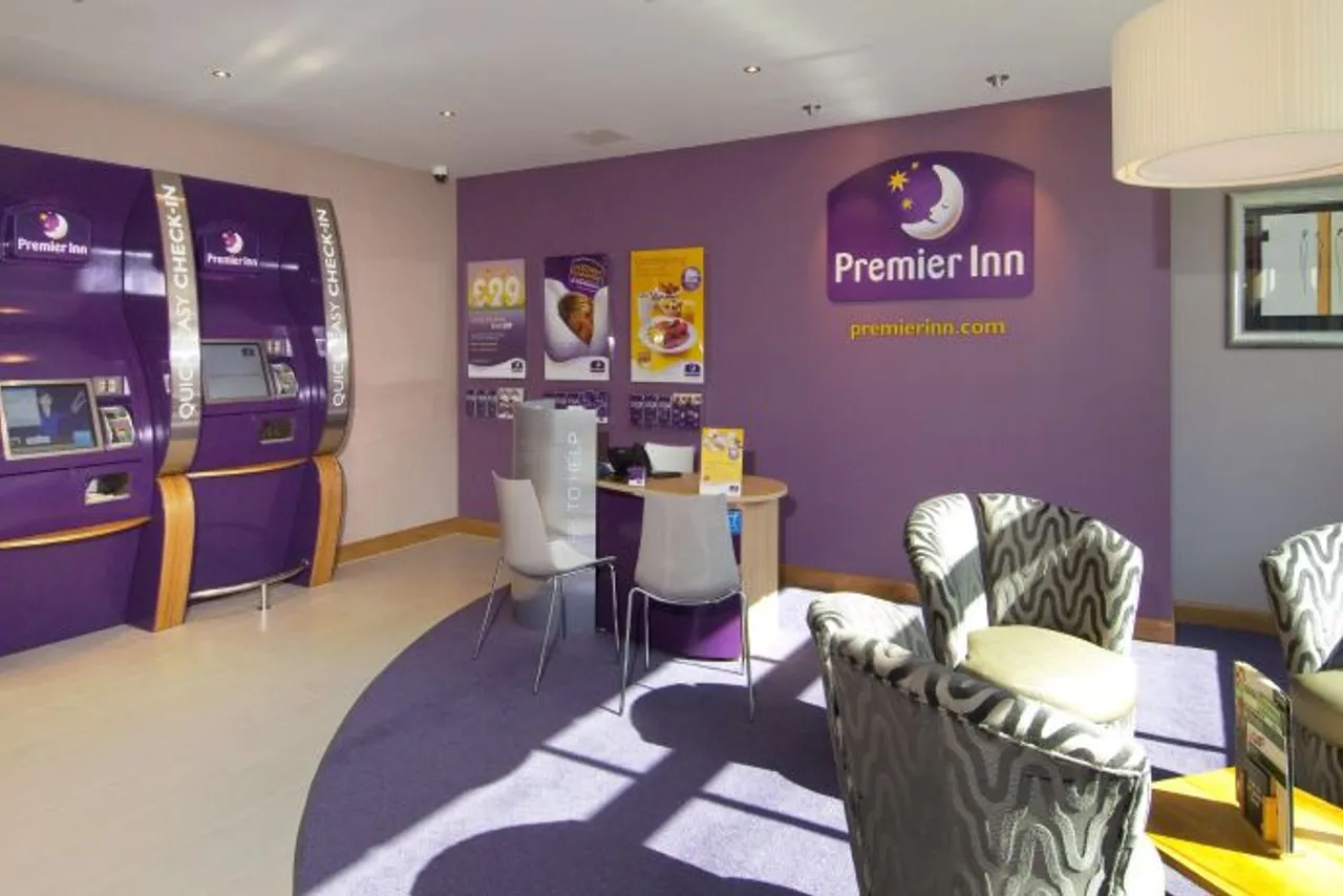 Premier Inn York City (Blossom Street South) — rooms and atmosphere