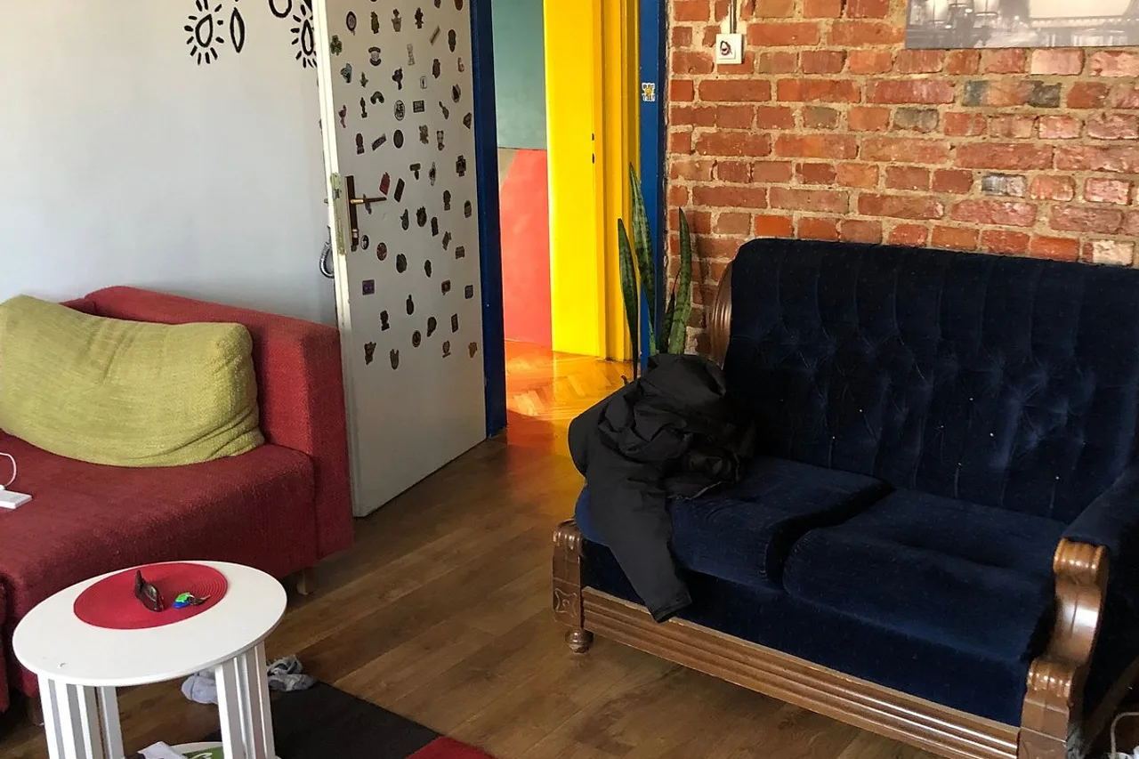 Prishtina Center Hostel &amp; Apartments — rooms and atmosphere