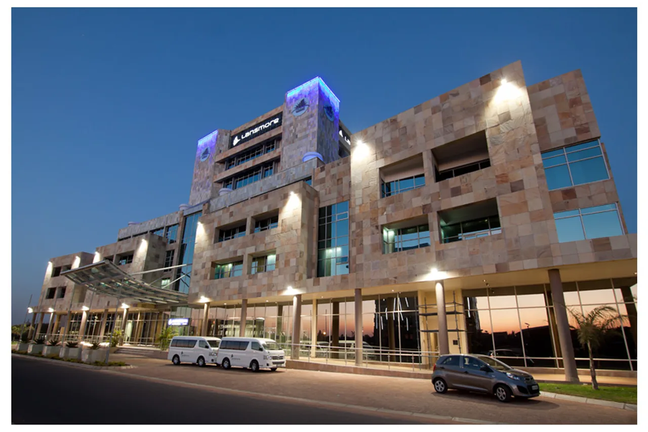 Protea Hotel by Marriott Gaborone Masa Square — rooms and atmosphere
