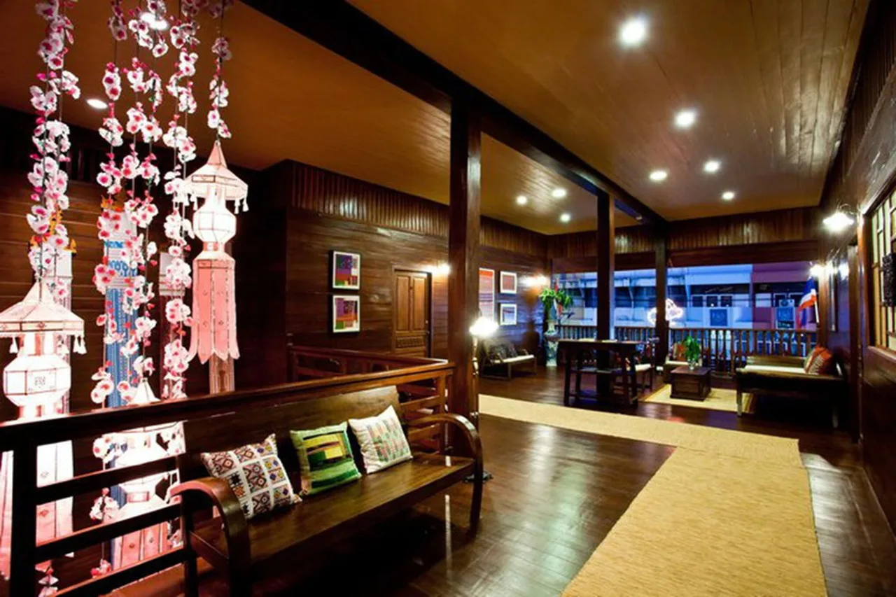 Pukha Nanfa Hotel — rooms and atmosphere