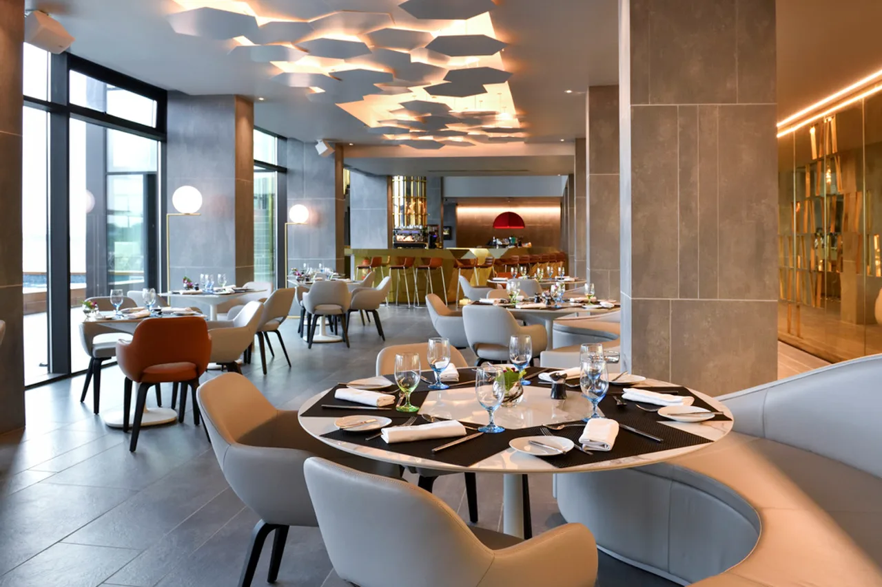 Pullman Abidjan — rooms and atmosphere