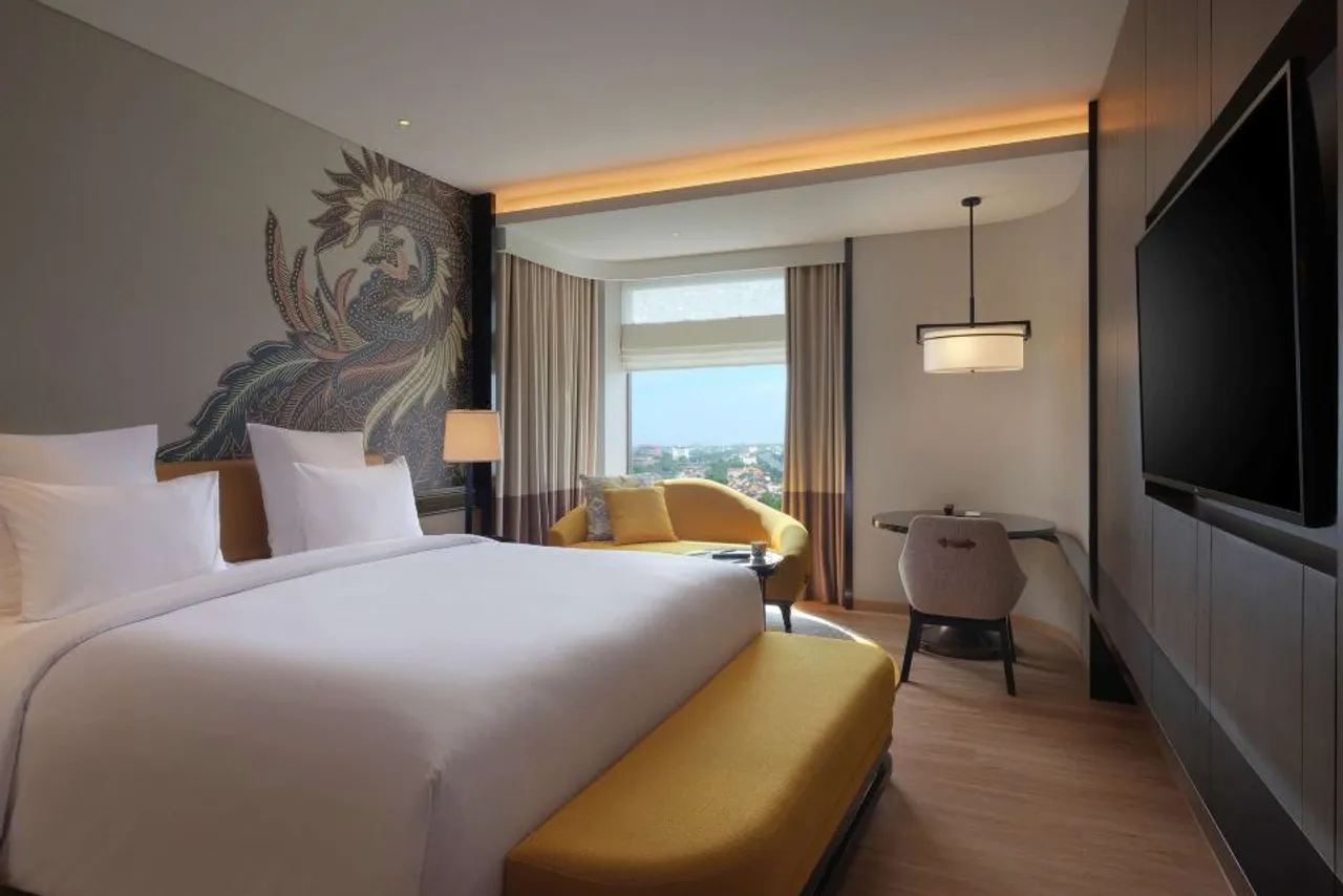 Pullman Bandung Grand Central — rooms and atmosphere