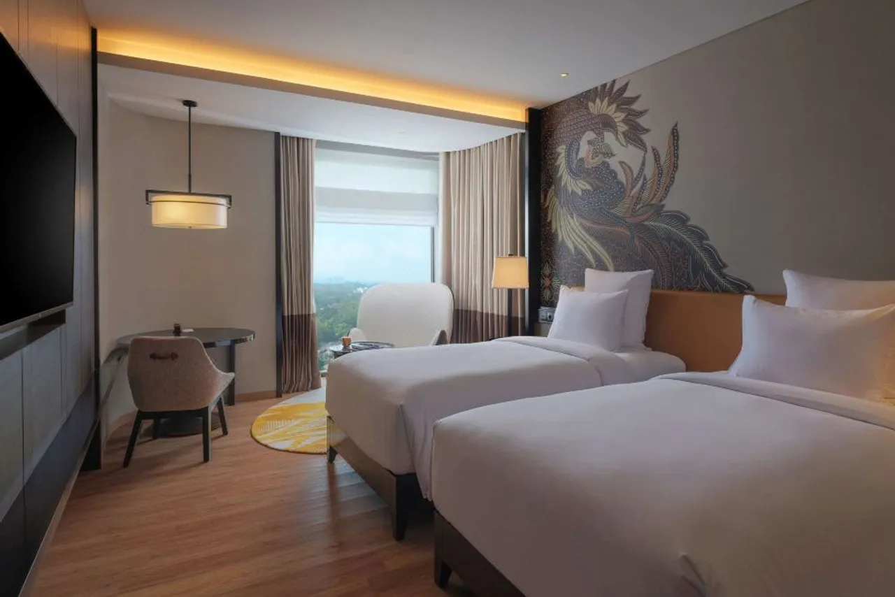 Pullman Bandung Grand Central — rooms and atmosphere