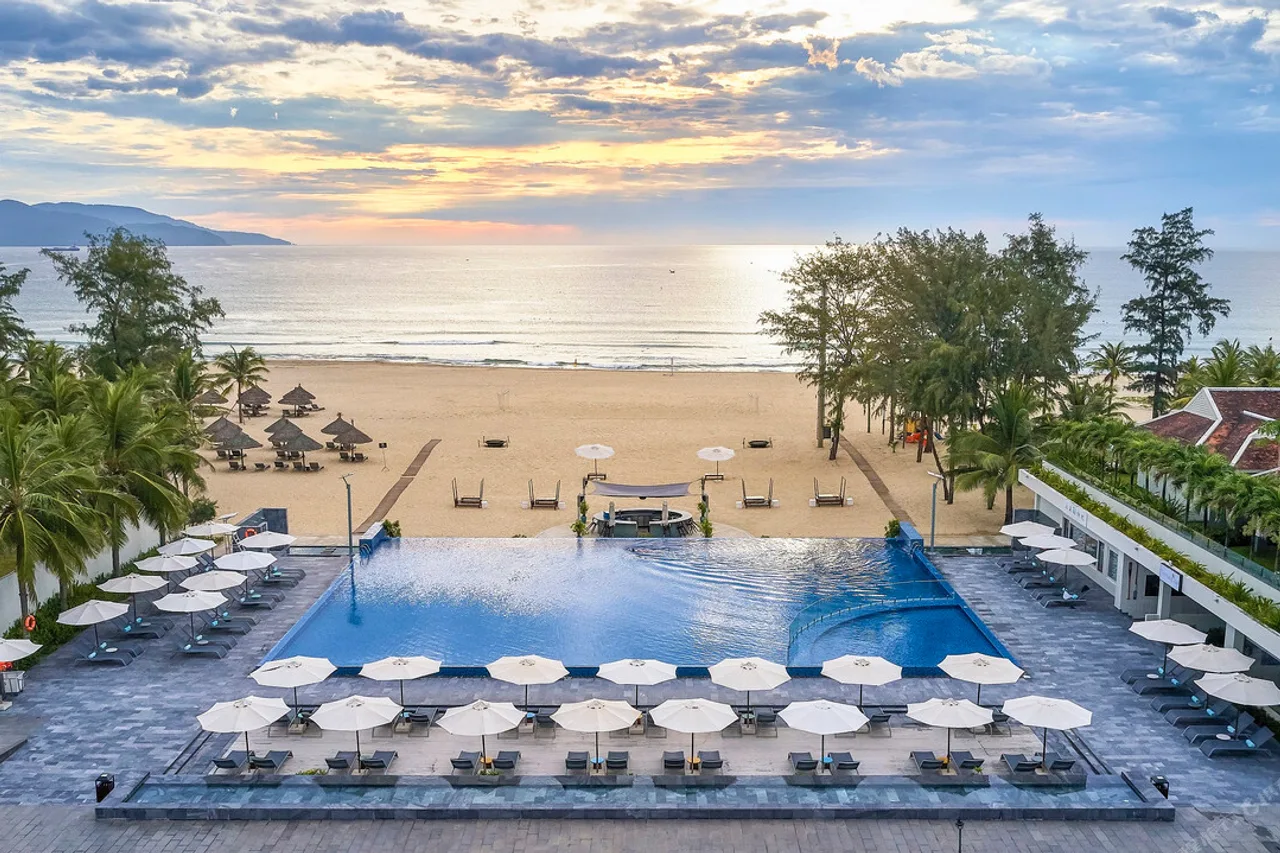 Pullman Danang Beach Resort — rooms and atmosphere