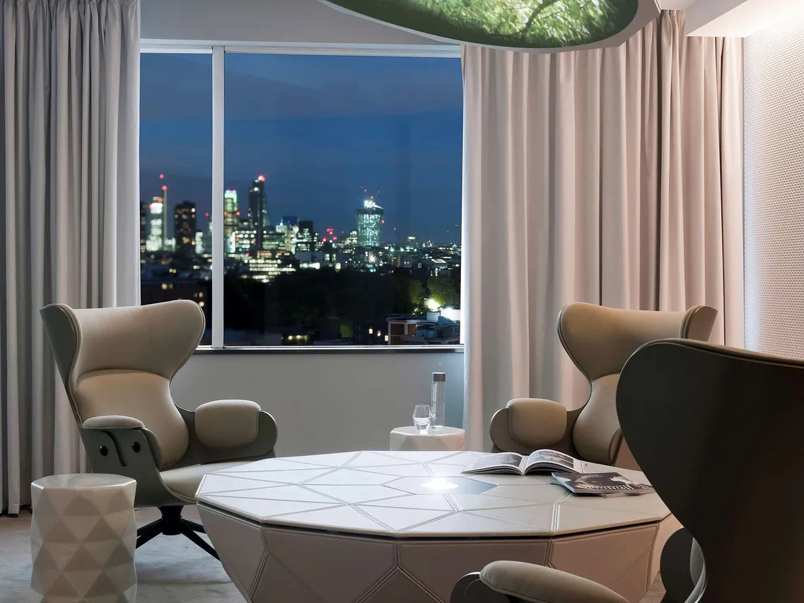 Pullman London St Pancras — rooms and atmosphere