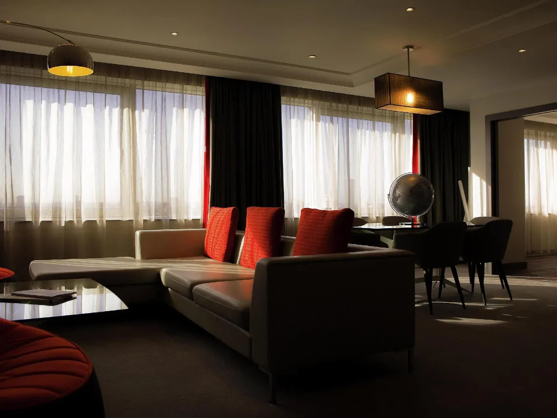 Pullman London St Pancras — rooms and atmosphere