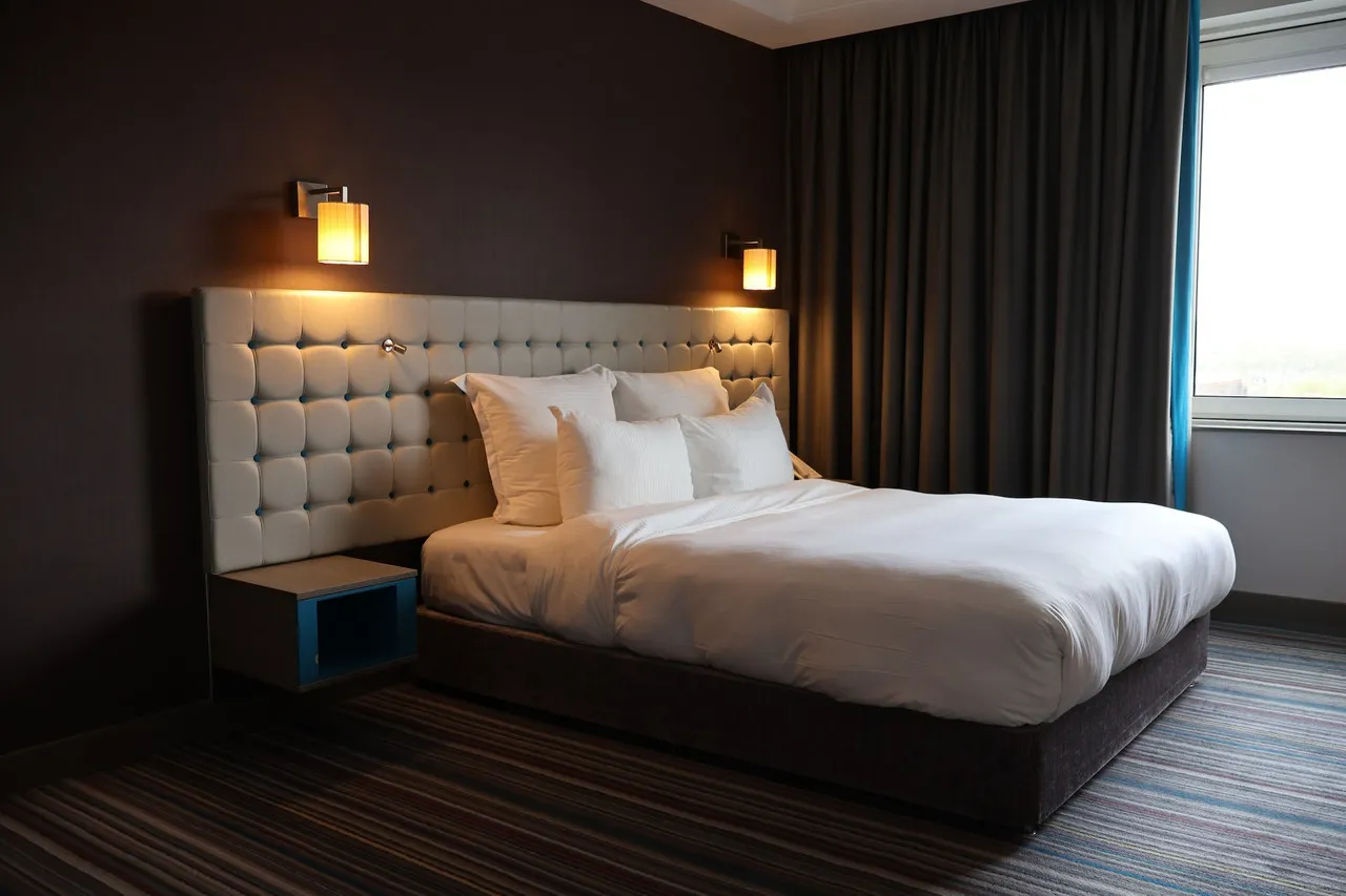 Pullman London St Pancras — rooms and atmosphere