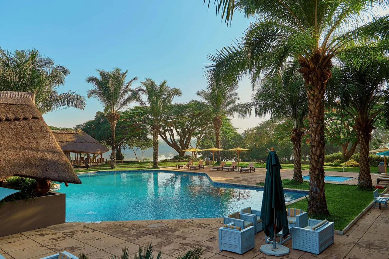 Pullman Lubumbashi Grand Karavia — ภาพห้องพักและบรรยากาศ