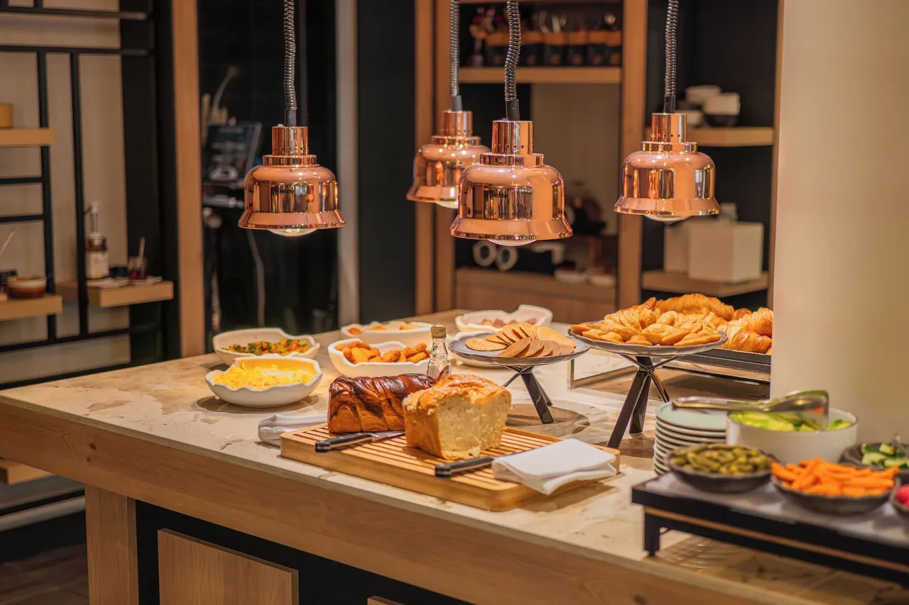 Pullman Toulouse Centre Ramblas — rooms and atmosphere