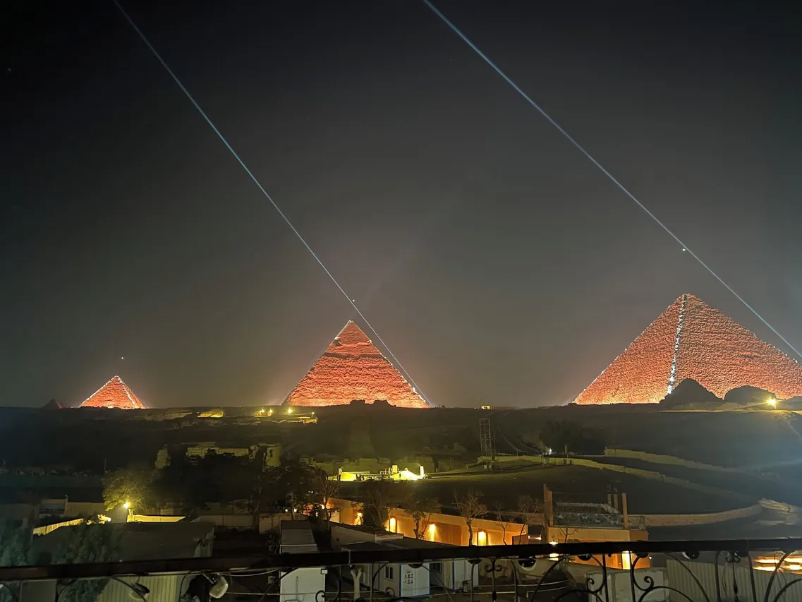 Pyramids View Inn — rooms and atmosphere