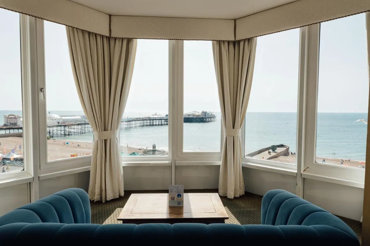 Queens Hotel & Spa — rooms and atmosphere