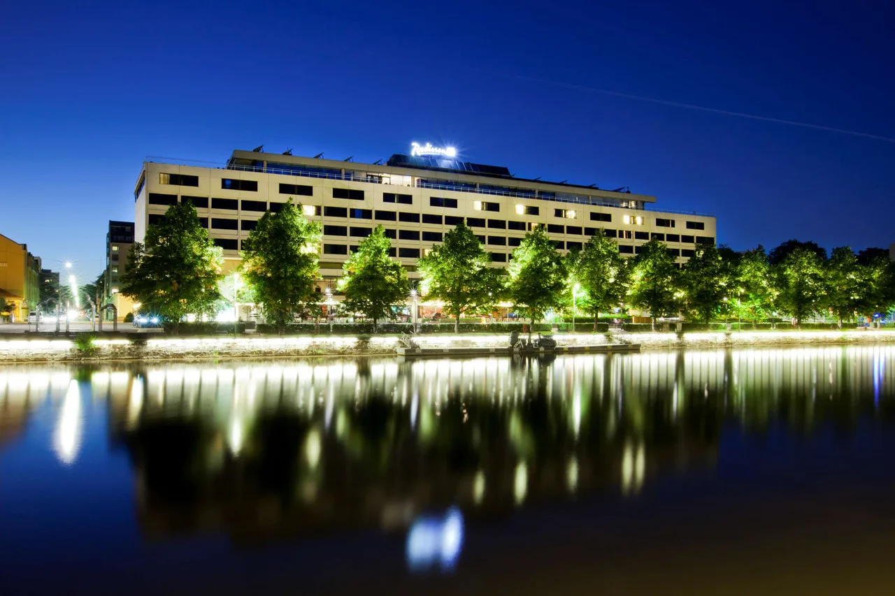 Radisson Blu Marina Palace Hotel — ตุรกุ