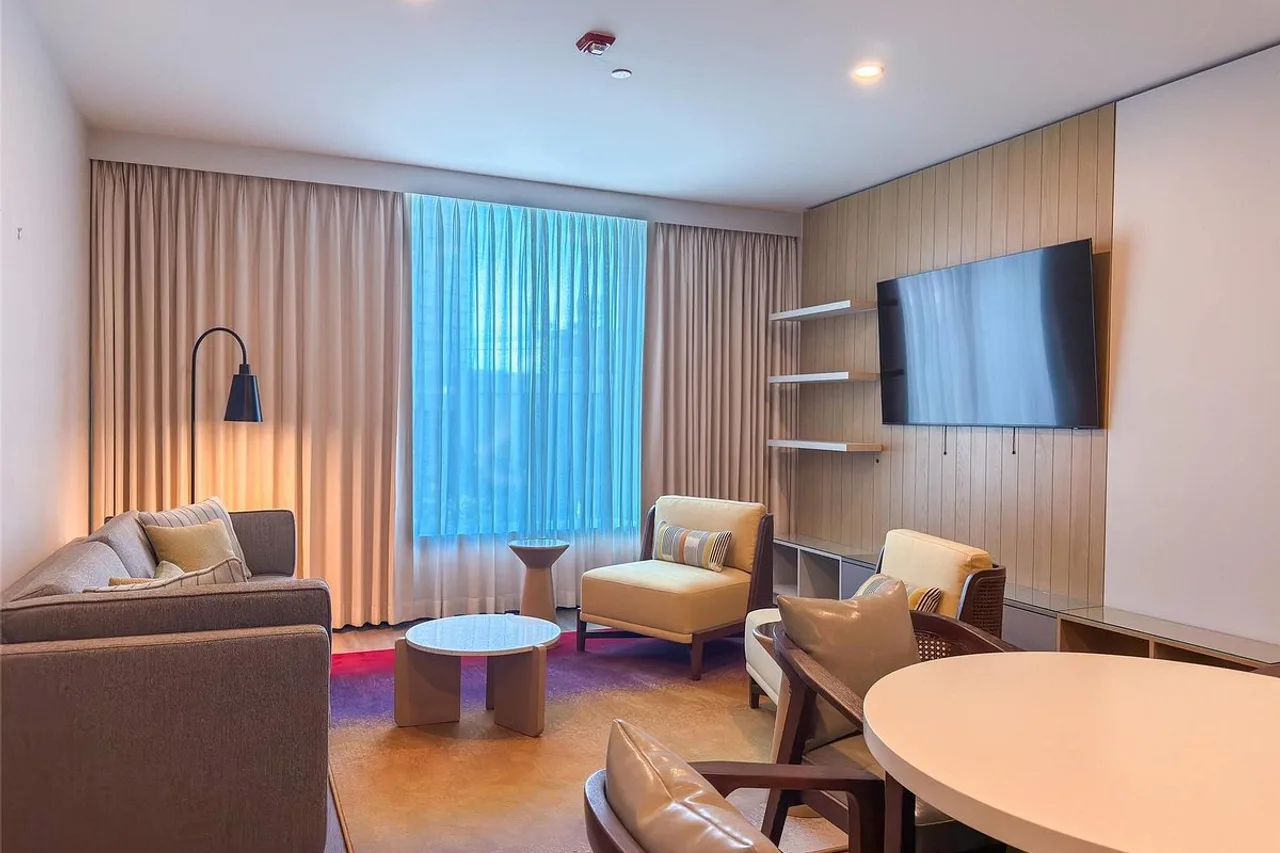 Radisson Hotel Trinidad — rooms and atmosphere