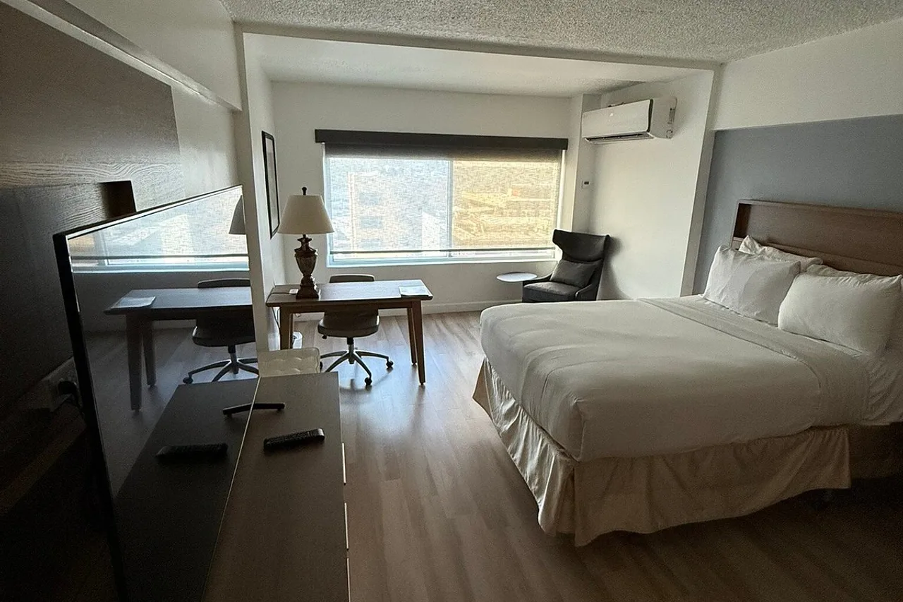 Radisson Hotel Trinidad — rooms and atmosphere