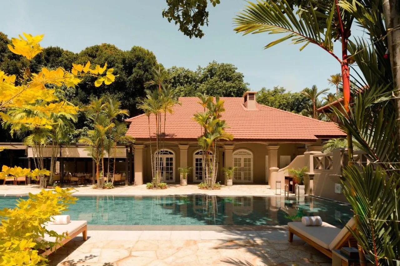 Raffles Sentosa Singapore — rooms and atmosphere
