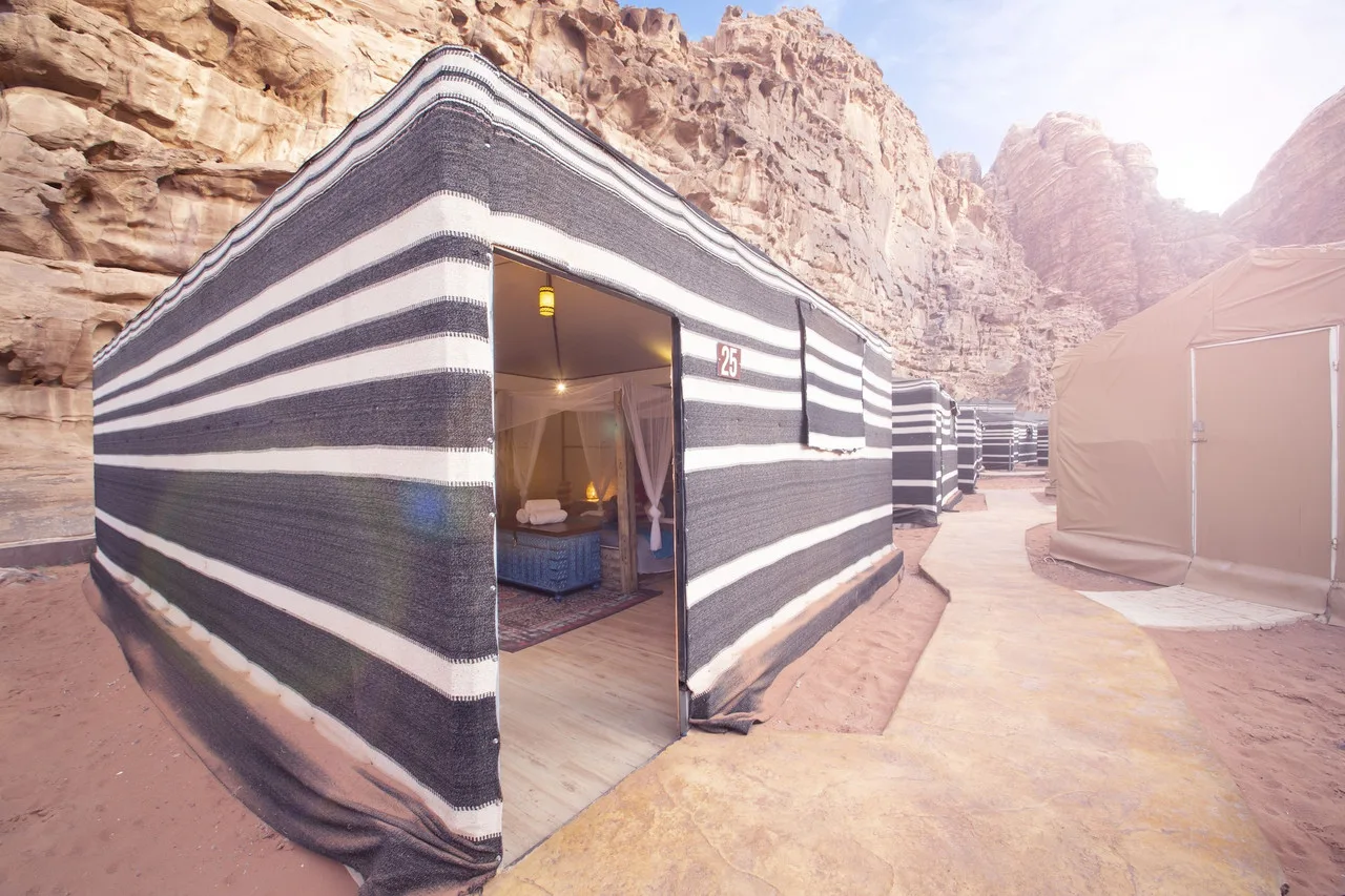 Rahayeb Desert Camp — ภาพห้องพักและบรรยากาศ