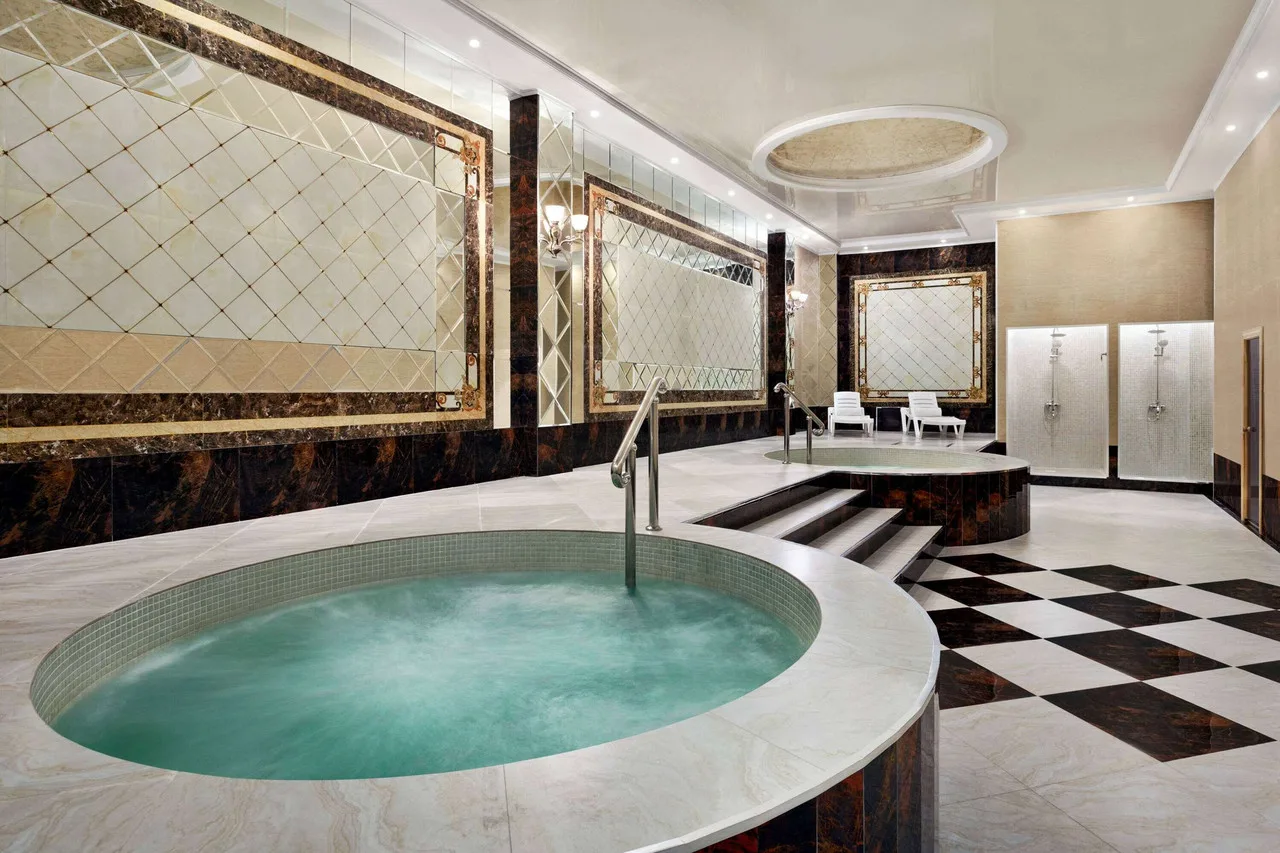 Ramada by Wyndham Shymkent — ภาพห้องพักและบรรยากาศ